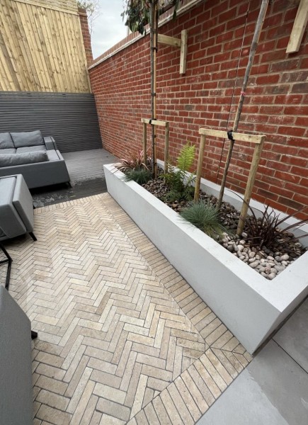 Dijon Sinai Pearl Honed & Tumbled Cobbles 200x50x40mm (Price From: £43.00/m2) - Image 3