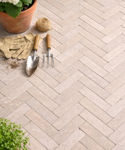 Dijon Sinai Pearl cobbles 200x50x40mm herringbone paving